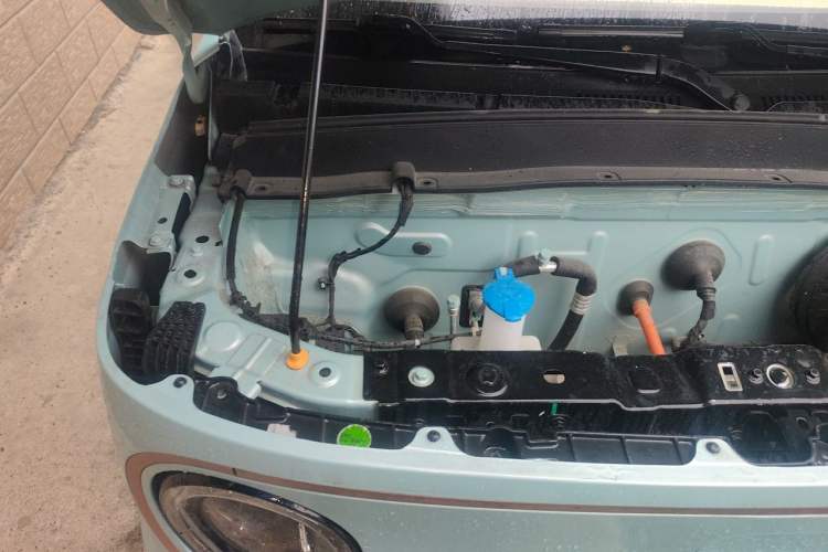 Used Geely Galaxy Panda 2024 Panda Mini 200km Longteng PRO Edition Engine Bay Right