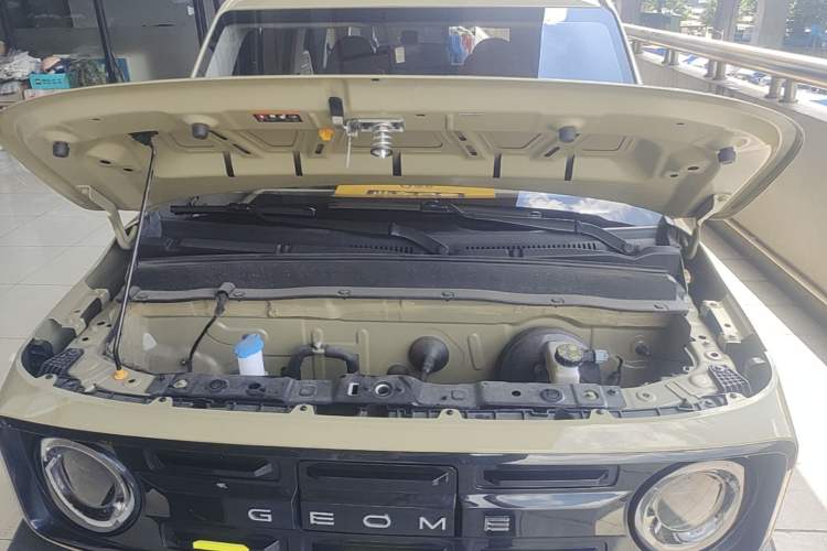 Used Geely Galaxy Panda 2024 200km Panda Rider Engine Bay