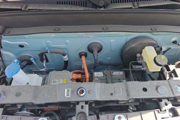 Used Geely Galaxy Panda 2024 Panda Mini 200km Endurance Bear Engine Bay