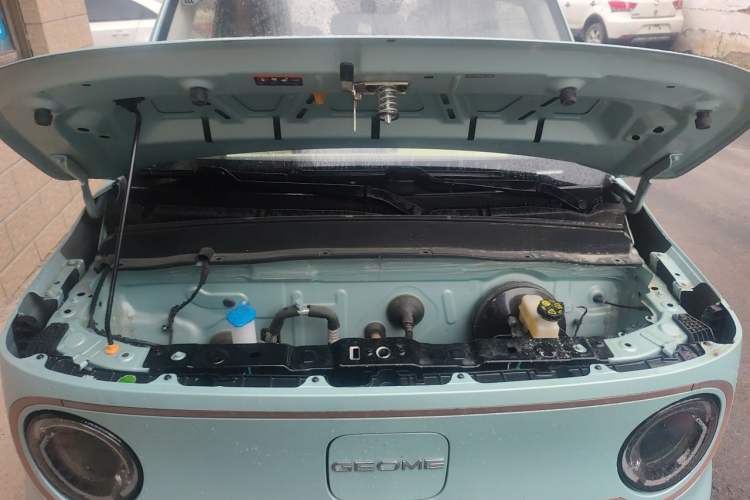 Used Geely Galaxy Panda 2024 Panda Mini 200km Longteng PRO Edition Engine Bay