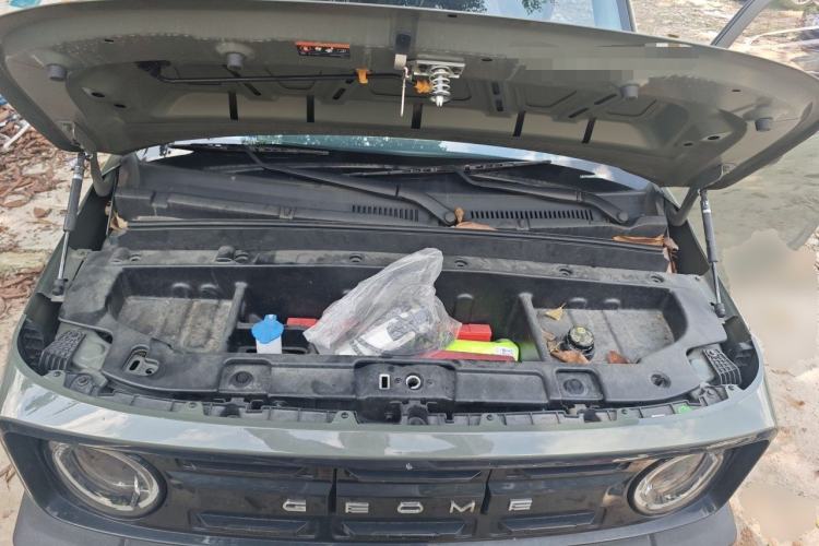 Used Geely Galaxy Panda 2024 200km Panda Rider Engine Bay