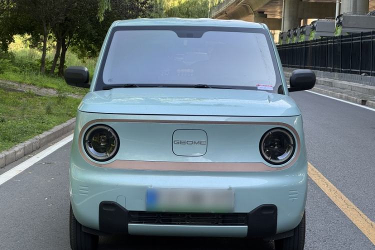 Used Geely Galaxy Panda 2024 Panda Mini 200km Endurance Bear Exterior 2