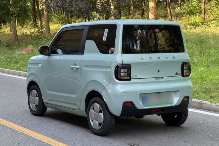 Used Geely Galaxy Panda 2024 Panda Mini 200km Endurance Bear Exterior 3