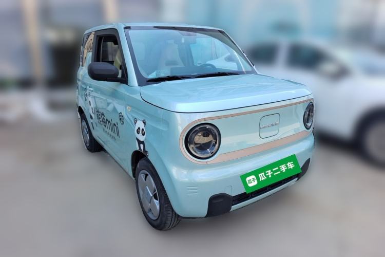 Used Geely Galaxy Panda 2024 Panda Mini 200km Endurance Bear Front Right 45 Deg
