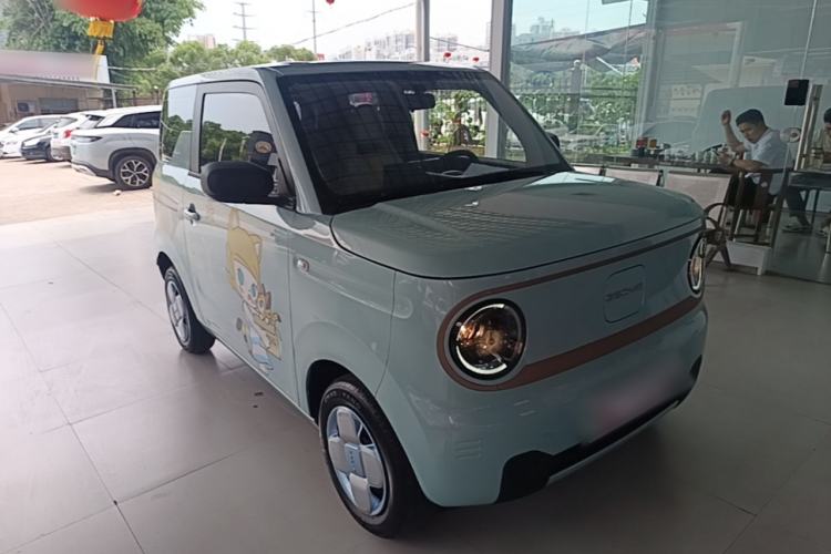 Used Geely Galaxy Panda 2024 Panda Mini 200km Endurance Bear Front Right 45 Deg