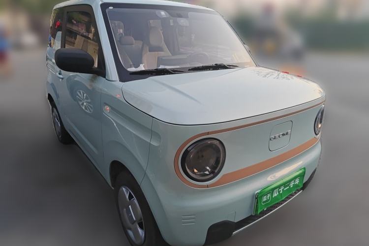 Used Geely Galaxy Panda 2024 Panda Mini 200km Endurance Bear Front Right 45 Deg