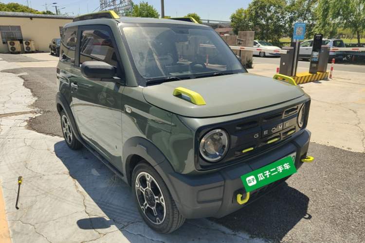 Used Geely Galaxy Panda 2024 200km Panda Rider Front Right 45 Deg