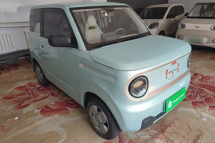 Used Geely Galaxy Panda 2024 Panda Mini 200km Endurance Bear Front Right 45 Deg