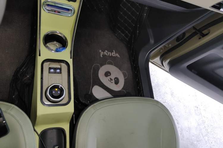 Used Geely Galaxy Panda 2024 200km Panda Rider Gear Lever