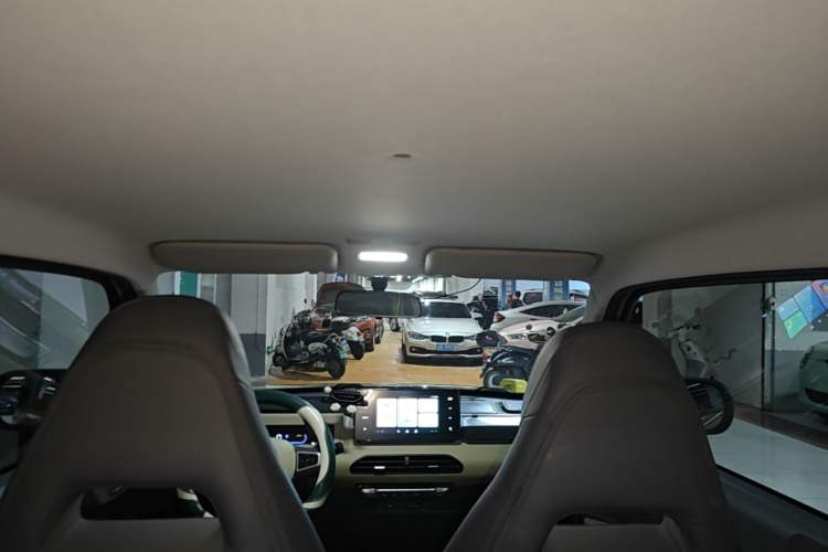 Used Geely Galaxy Panda 2024 200km Panda Rider Headliner
