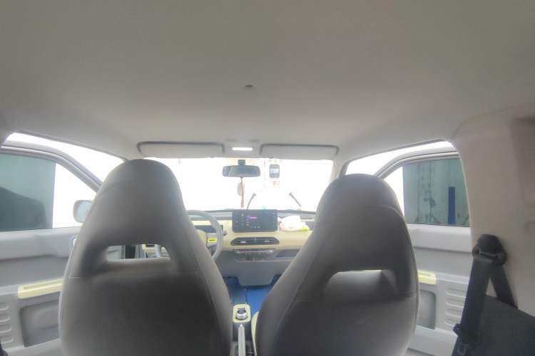 Used Geely Galaxy Panda 2024 200km Panda Rider Headliner