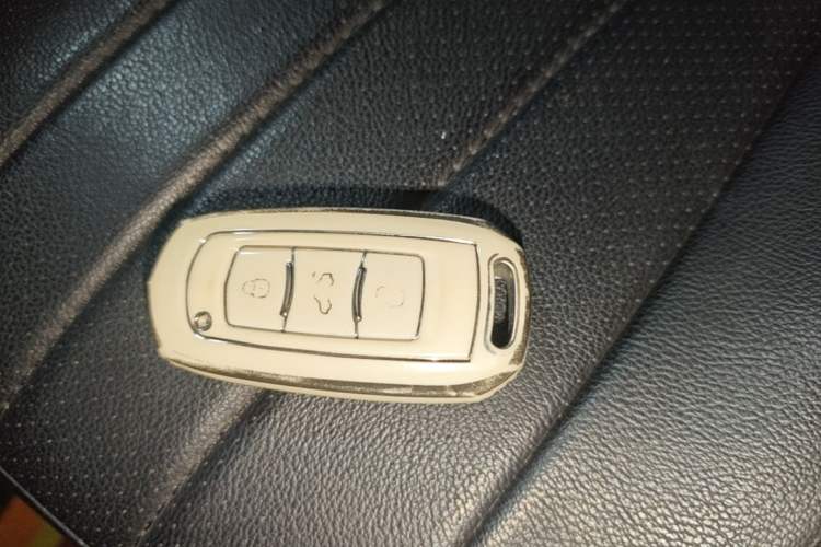 Used Geely Galaxy Panda 2024 200km Panda Rider Interior 1