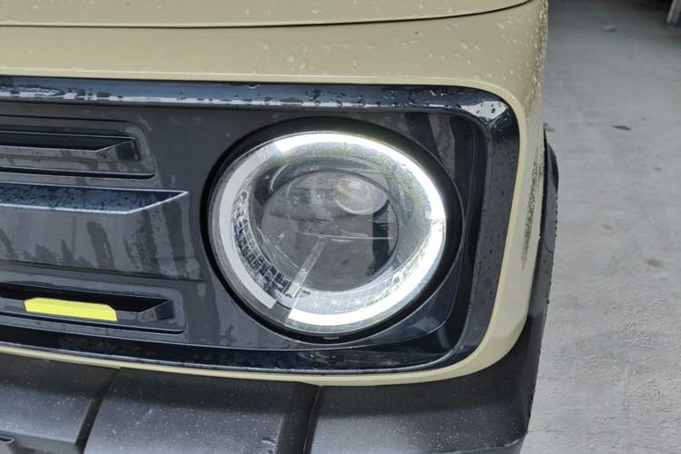 Used Geely Galaxy Panda 2024 200km Panda Rider Left Front Headlight