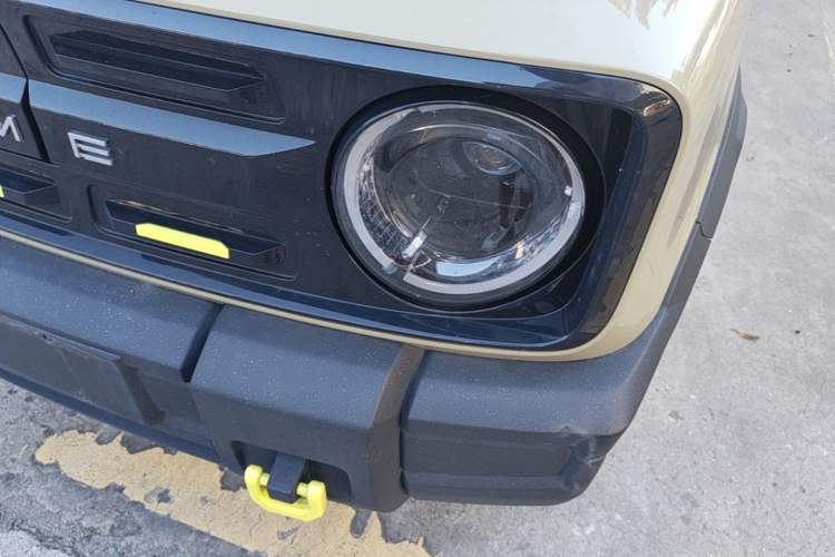 Used Geely Galaxy Panda 2024 200km Panda Rider Left Front Headlight