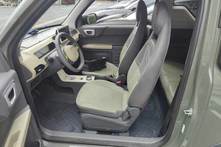 Used Geely Galaxy Panda 2024 200km Panda Rider Left Front Seat