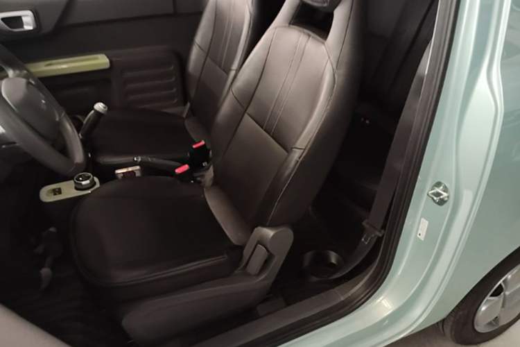 Used Geely Galaxy Panda 2024 Panda Mini 200km Endurance Bear Left Front Seat