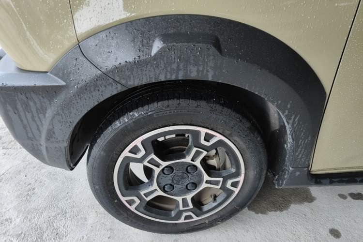 Used Geely Galaxy Panda 2024 200km Panda Rider Left Front Wheel Hub