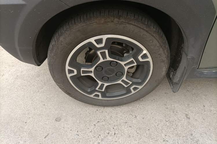 Used Geely Galaxy Panda 2024 200km Panda Rider Left Front Wheel Hub