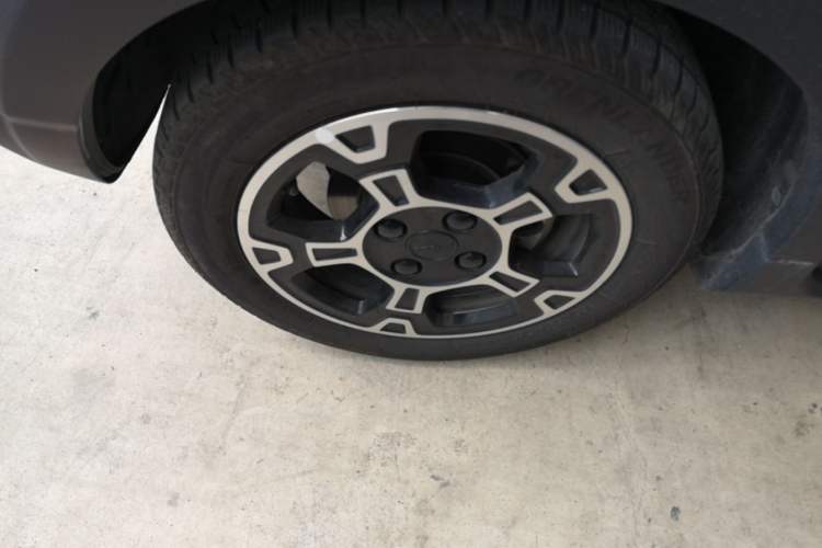 Used Geely Galaxy Panda 2024 200km Panda Rider Left Front Wheel Hub