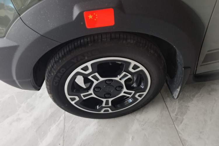 Used Geely Galaxy Panda 2024 200km Panda Rider Left Front Wheel Hub