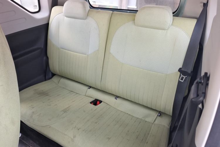 Used Geely Galaxy Panda 2024 Panda Mini 200km Endurance Bear Left Rear Seat