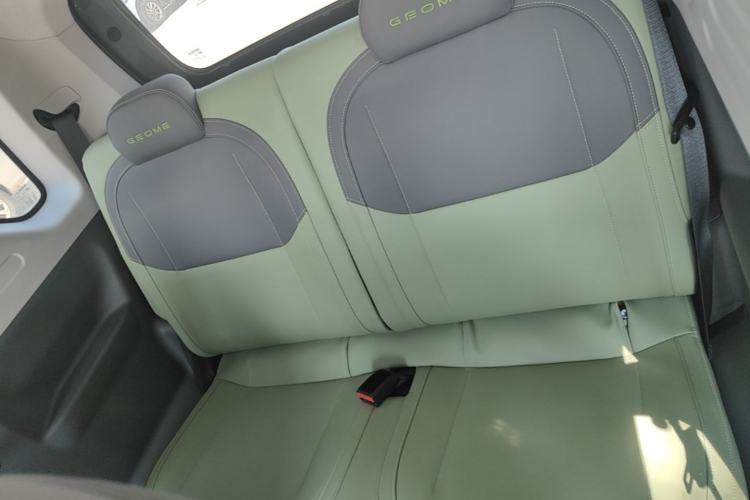 Used Geely Galaxy Panda 2024 200km Panda Rider Left Rear Seat
