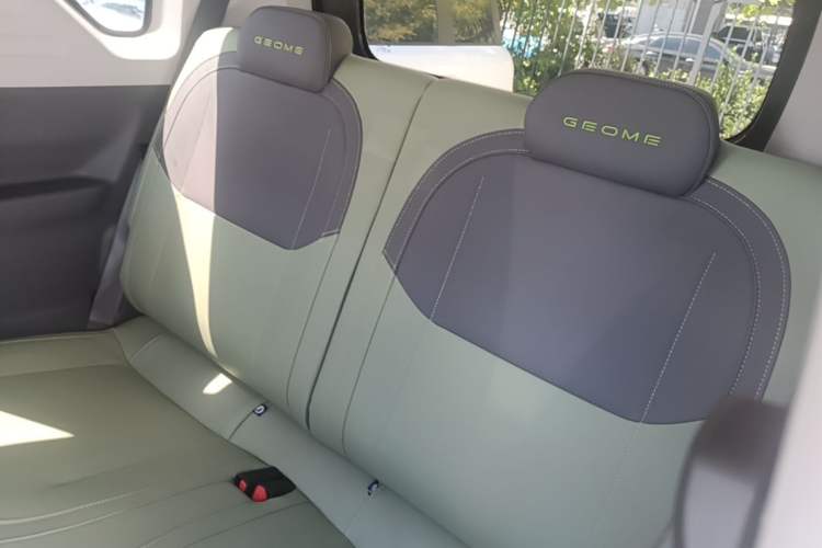 Used Geely Galaxy Panda 2024 200km Panda Rider Left Rear Seat
