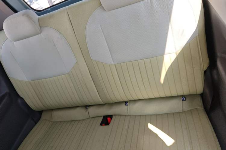 Used Geely Galaxy Panda 2024 Panda Mini 200km Endurance Bear Left Rear Seat