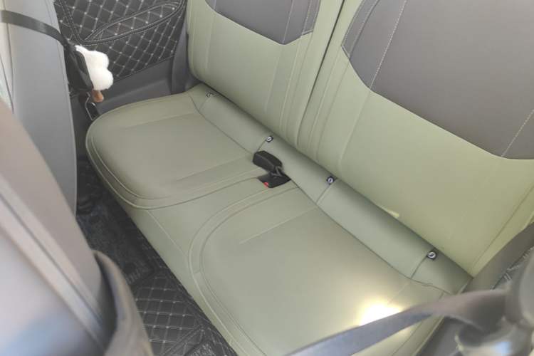 Used Geely Galaxy Panda 2024 200km Panda Rider Left Rear Seat