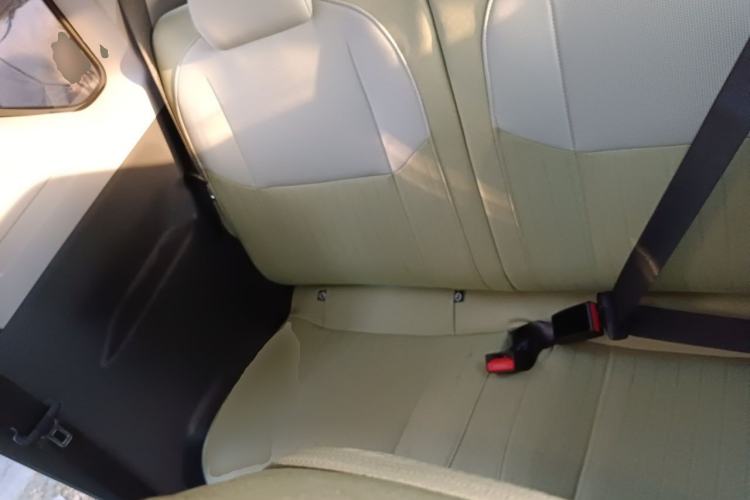 Used Geely Galaxy Panda 2024 Panda Mini 200km Endurance Bear Left Rear Seat