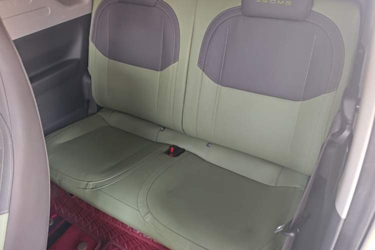 Used Geely Galaxy Panda 2024 200km Panda Rider Left Rear Seat