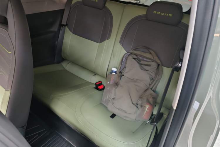 Used Geely Galaxy Panda 2024 200km Panda Rider Left Rear Seat
