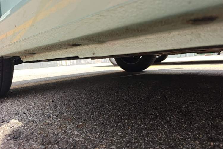 Used Geely Galaxy Panda 2024 Panda Mini 200km Endurance Bear Left Side Sill
