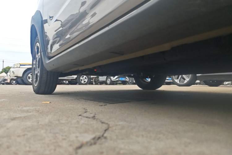 Used Geely Galaxy Panda 2024 200km Panda Rider Left Side Sill