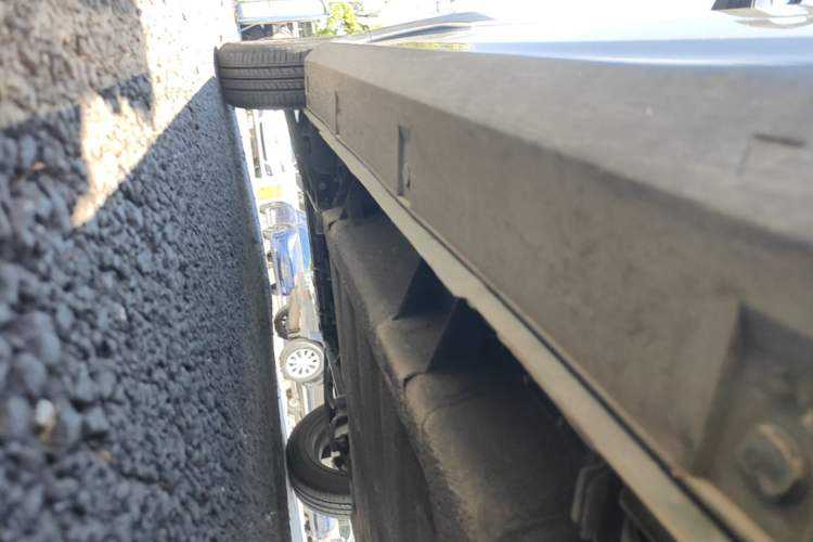 Used Geely Galaxy Panda 2024 200km Panda Rider Left Side Sill