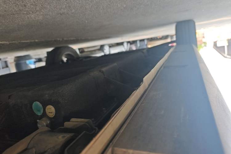 Used Geely Galaxy Panda 2024 200km Panda Rider Left Side Sill