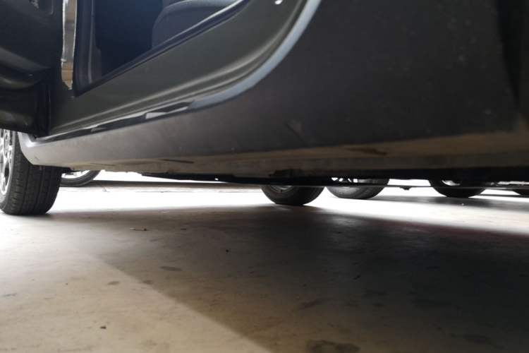 Used Geely Galaxy Panda 2024 200km Panda Rider Left Side Sill
