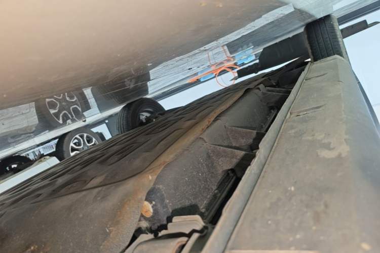 Used Geely Galaxy Panda 2024 200km Panda Rider Left Side Sill