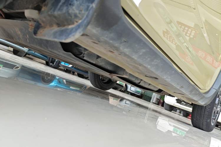 Used Geely Galaxy Panda 2024 200km Panda Rider Left Side Sill