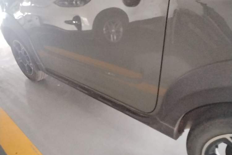 Used Geely Galaxy Panda 2024 200km Panda Rider Left Side Sill