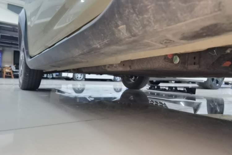 Used Geely Galaxy Panda 2024 200km Panda Rider Left Side Sill