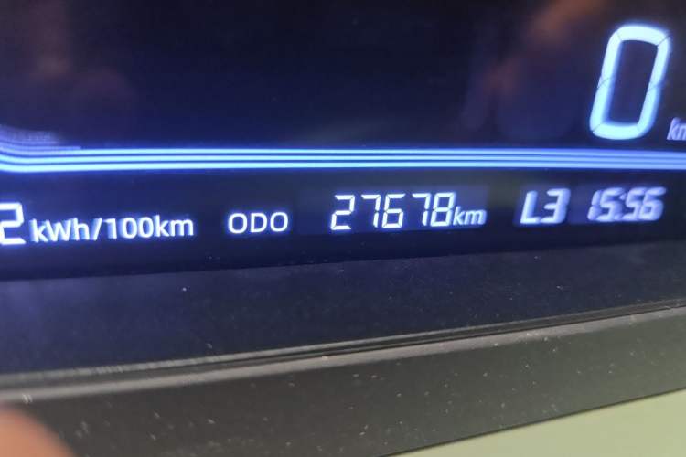 Used Geely Galaxy Panda 2024 200km Panda Rider Odometer Close Up