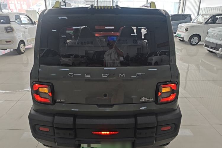 Used Geely Galaxy Panda 2024 200km Panda Rider Rear