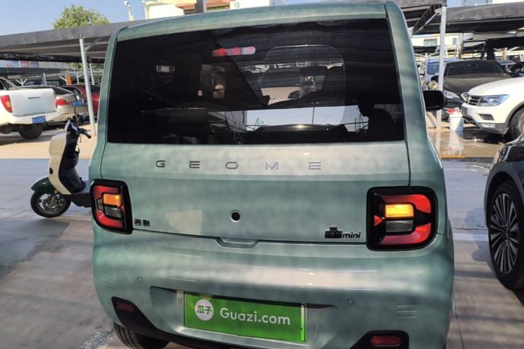 Used Geely Galaxy Panda 2024 Panda Mini 200km Endurance Bear Rear