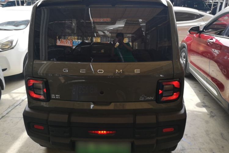 Used Geely Galaxy Panda 2024 200km Panda Rider Rear