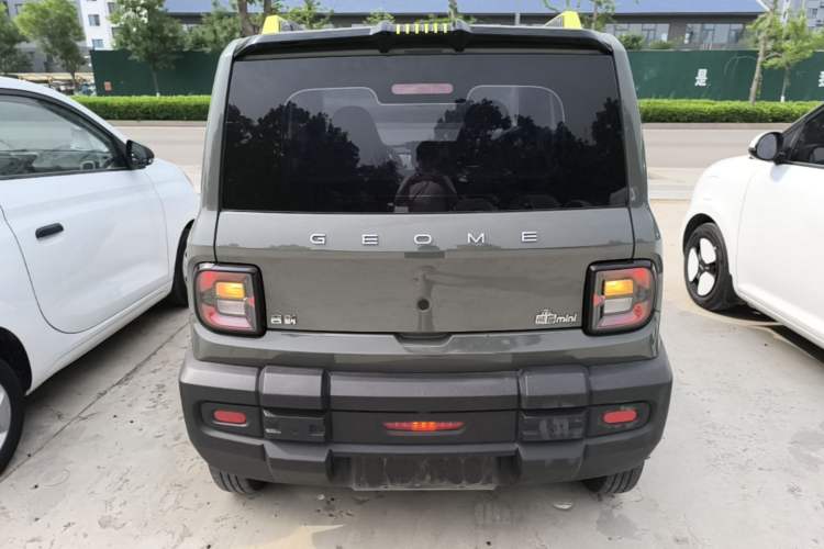 Used Geely Galaxy Panda 2024 200km Panda Rider Rear