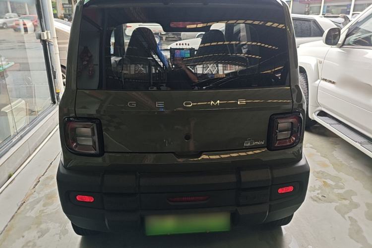 Used Geely Galaxy Panda 2024 200km Panda Rider Rear