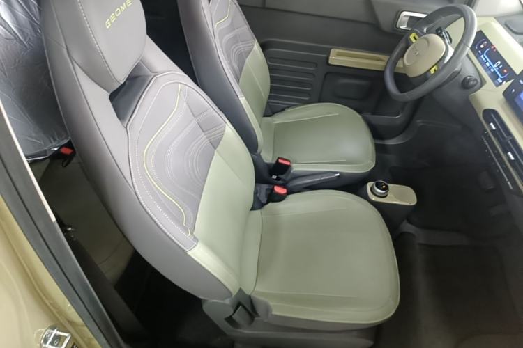 Used Geely Galaxy Panda 2024 200km Panda Rider Right Front Seat