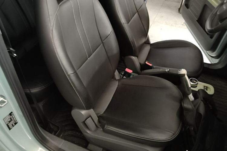 Used Geely Galaxy Panda 2024 Panda Mini 200km Endurance Bear Right Front Seat