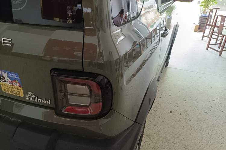 Used Geely Galaxy Panda 2024 200km Panda Rider Right Rear Taillight